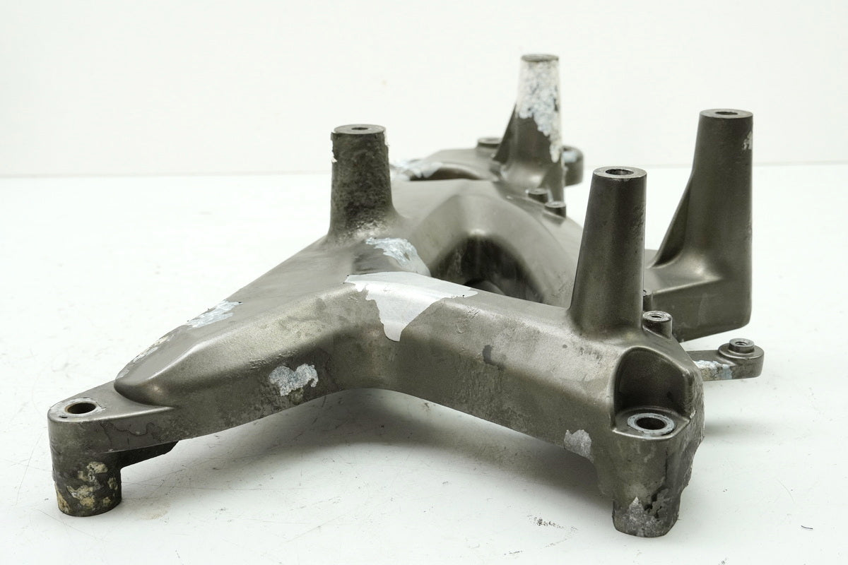 KYMCO PEOPLE GT 300 i V4 Swing Arm Mount Engine Swing Arm Engine Mount