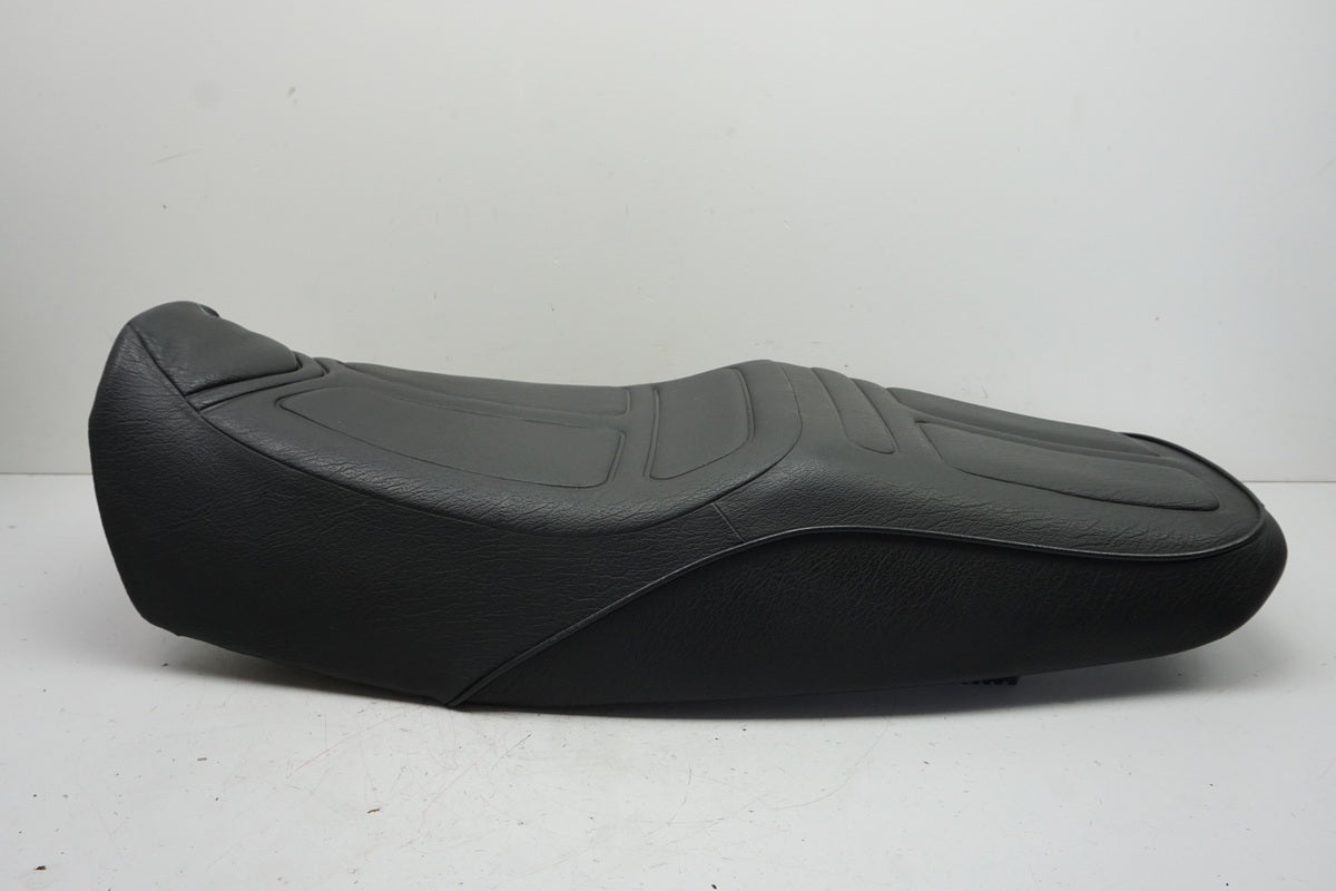 Suzuki GSX 1400 WVBN Sitzbank Sitz Seat