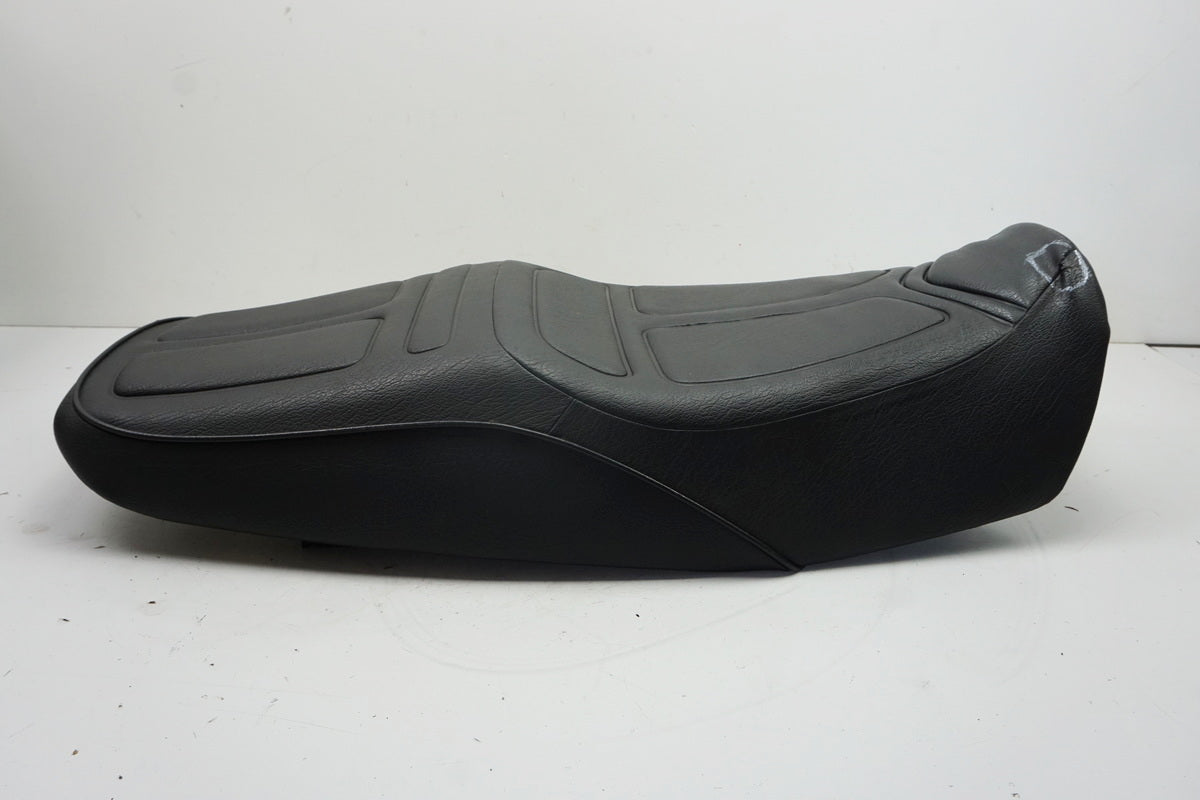Suzuki GSX 1400 WVBN Sitzbank Sitz Seat