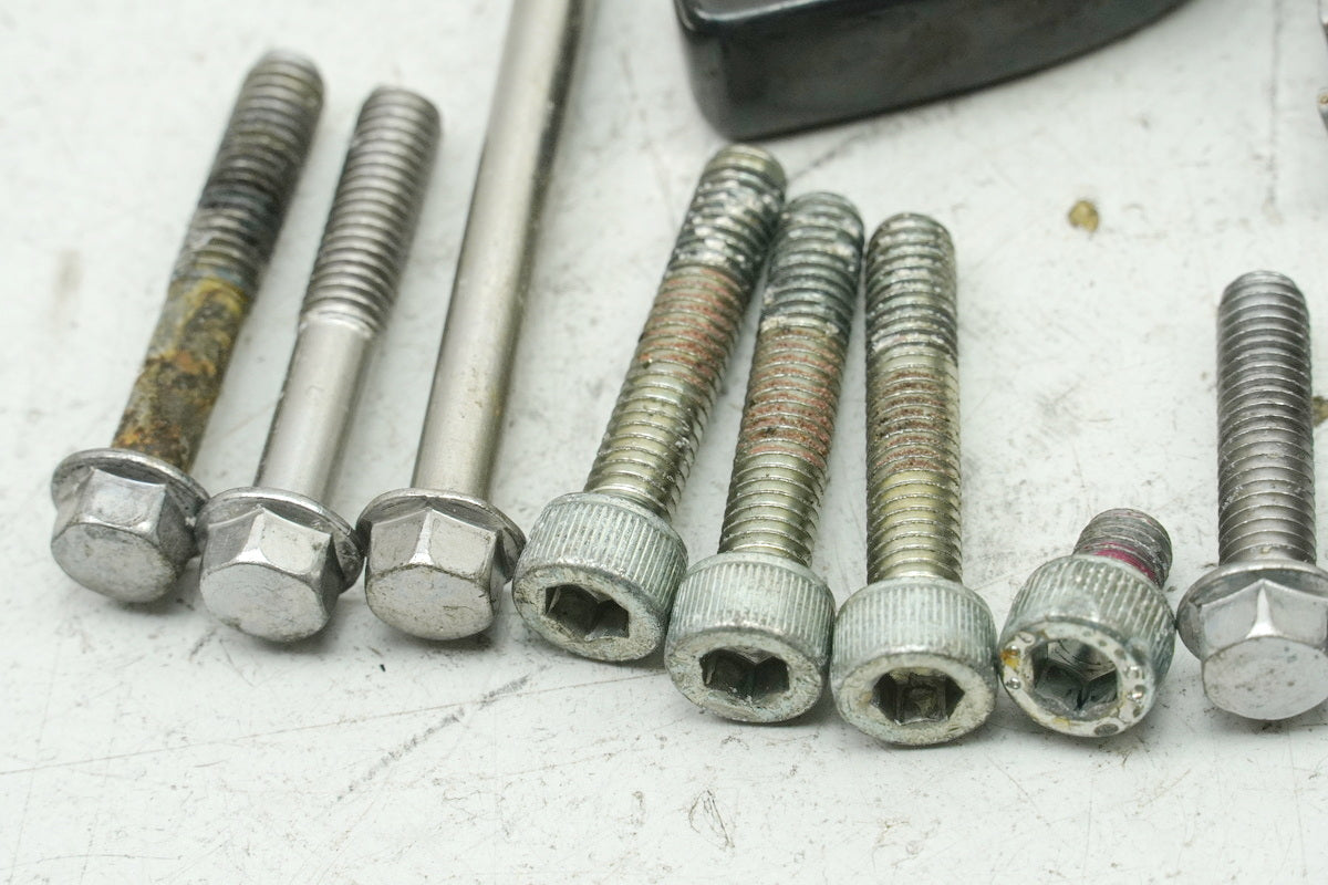KAWASAKI Z 650 ER650HA2 Schrauben Limadeckel Stator Motordeckel  (für Motor)