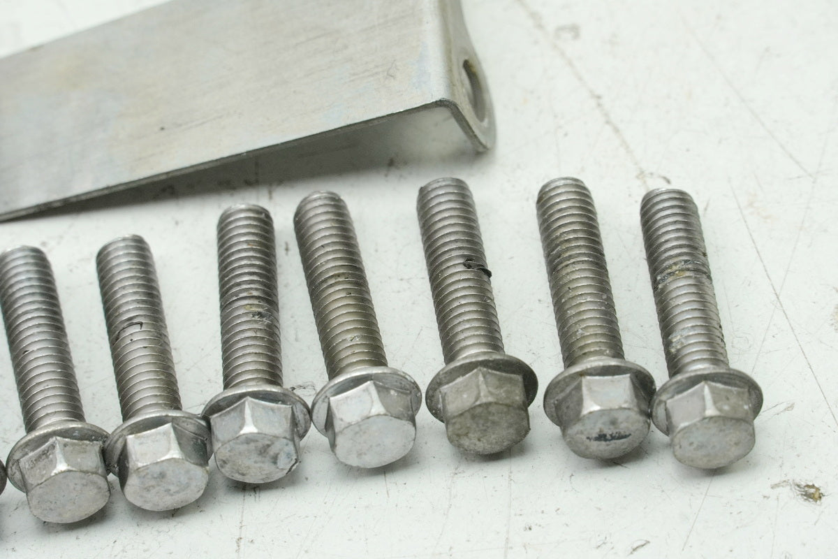 KAWASAKI Z 650 ER650HA2 Schrauben Limadeckel Stator Motordeckel  (für Motor)