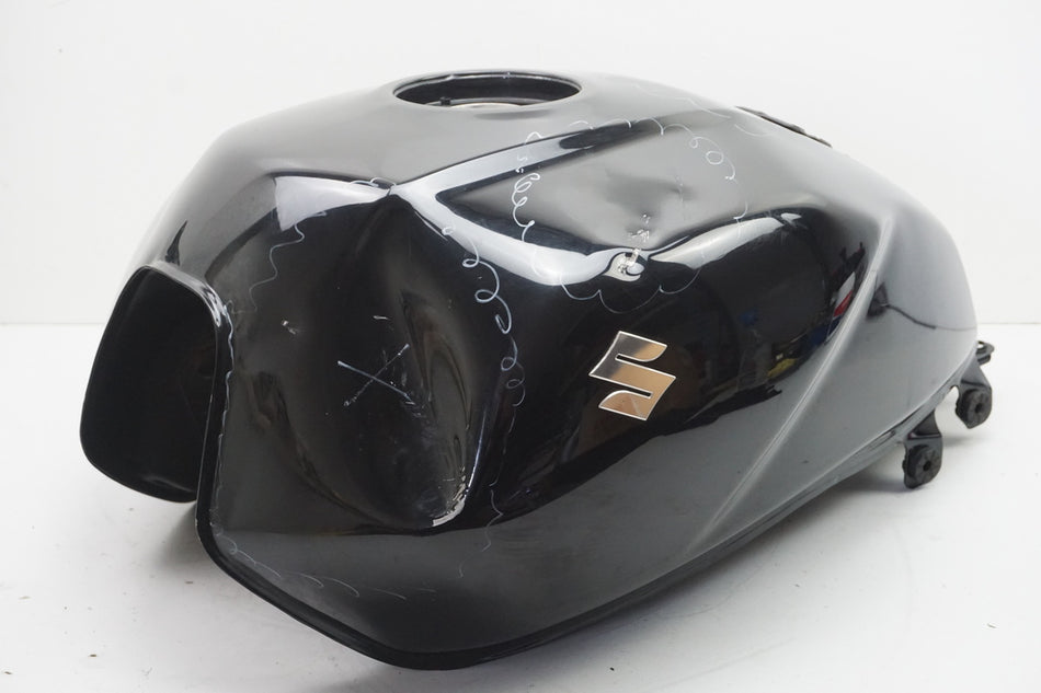 Suzuki GSX 1400 WVBN Tank Benzintank Fuel