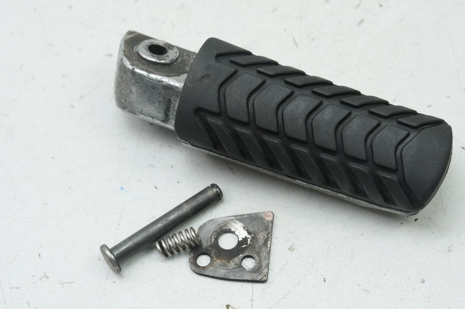 KAWASAKI Z 650 ER650HA2 estribera pasajero derecha (para reposapiés trasero placa de sujeción)