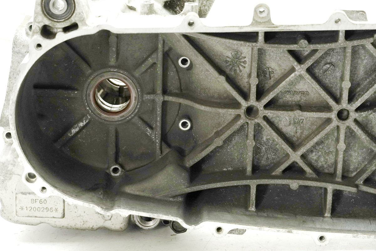 KYMCO PEOPLE GT 300 i V4 Carcasa de motor Bloque de motor Cárter (para motor)