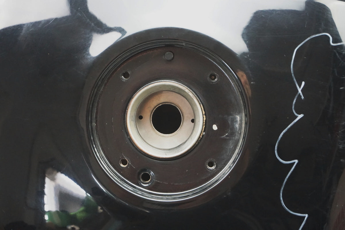 Suzuki GSX 1400 WVBN Tank Benzintank Fuel