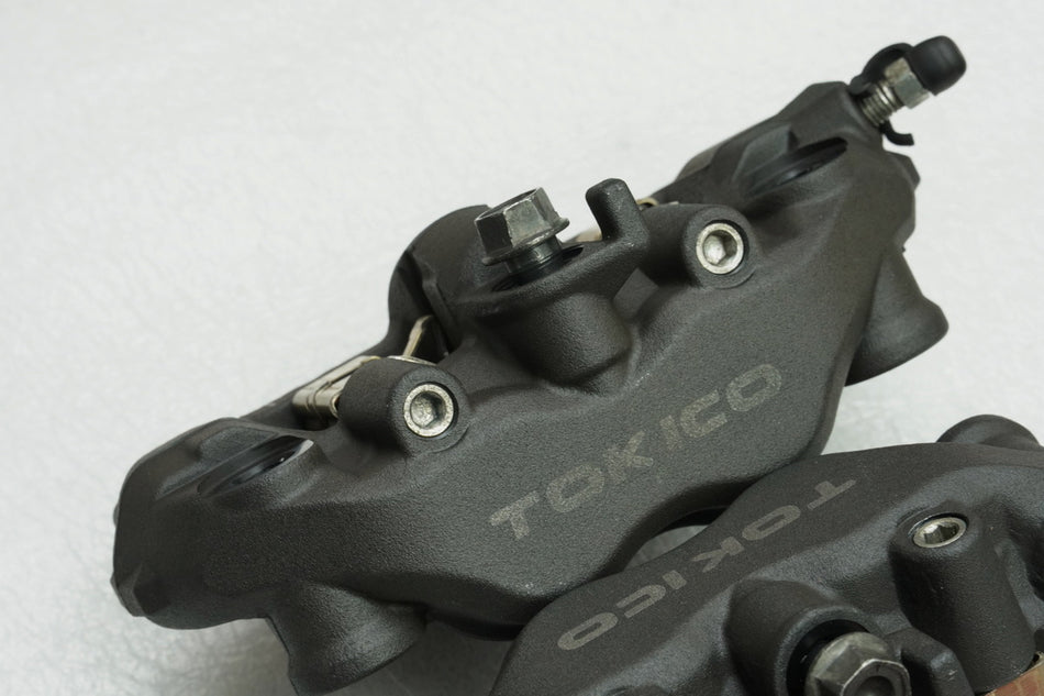 HONDA CBR 600 RR PC40 Pinza de freno delantera izquierda derecha Caliper Pistón de freno 07-08