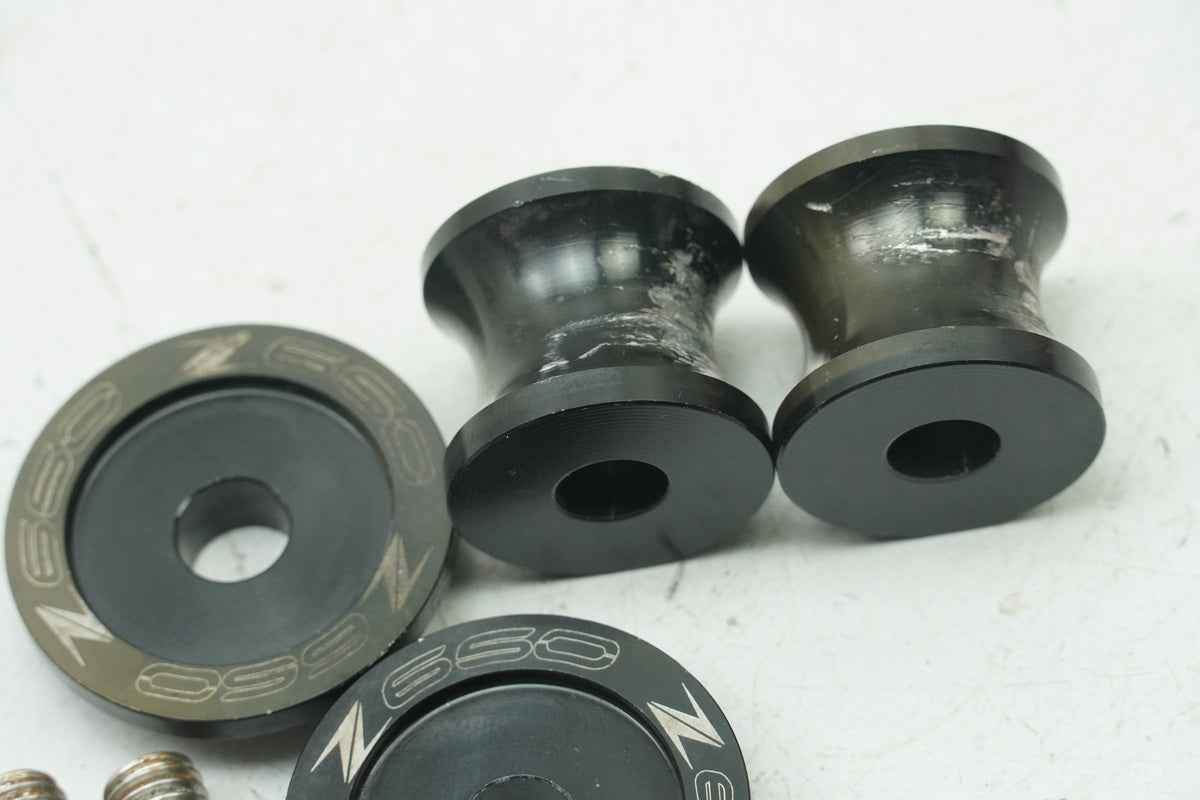 KAWASAKI Z 650 ER650HA2 Mounting Spools for Paddock Stand on Swingarm