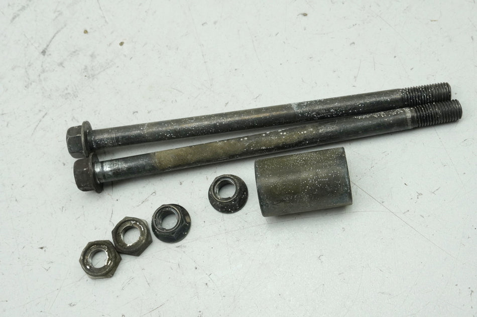 KAWASAKI Z 650 ER650HA2 Achse Motor Halterung Motor Motorhalten Schraube Bolzen