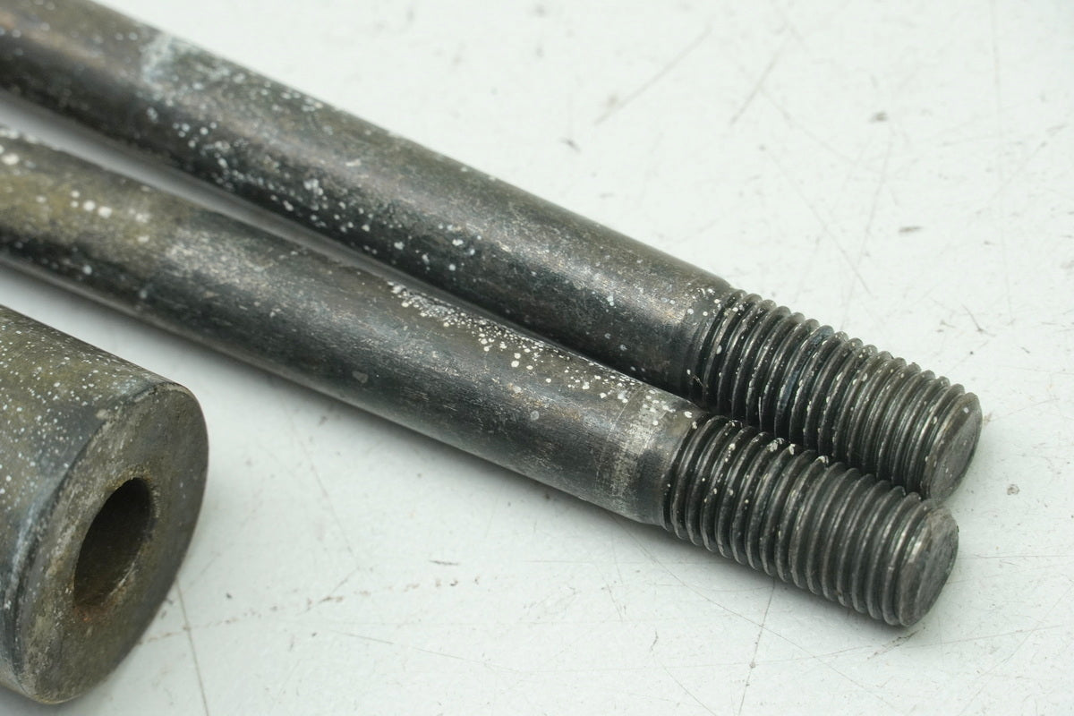KAWASAKI Z 650 ER650HA2 Axle Engine Mount Engine Mounting Screw Bolt