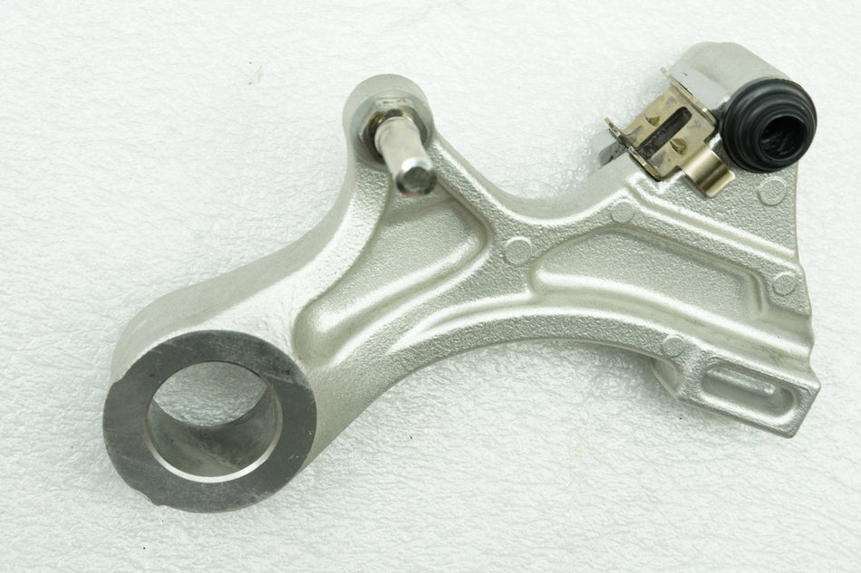HONDA CBR 600 RR PC40 Bremssattel hinten Bremszange Bremskolben Halter 07-08