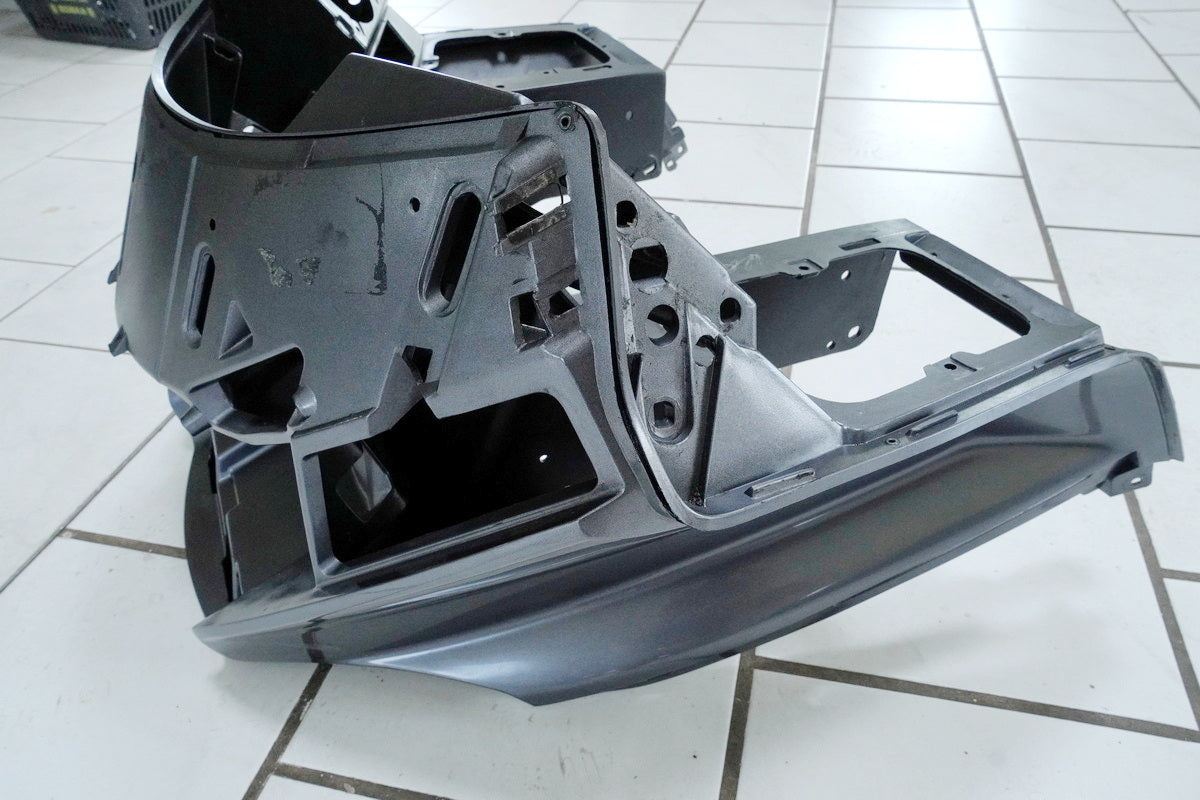 HONDA GL 1500 SC22 GOLDWING Front Fairing Cowl Mask Upper Cover