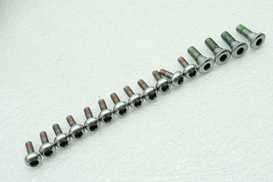 HONDA CBR 600 RR PC40 Tornillos para discos de freno delanteros y traseros originales 07-13