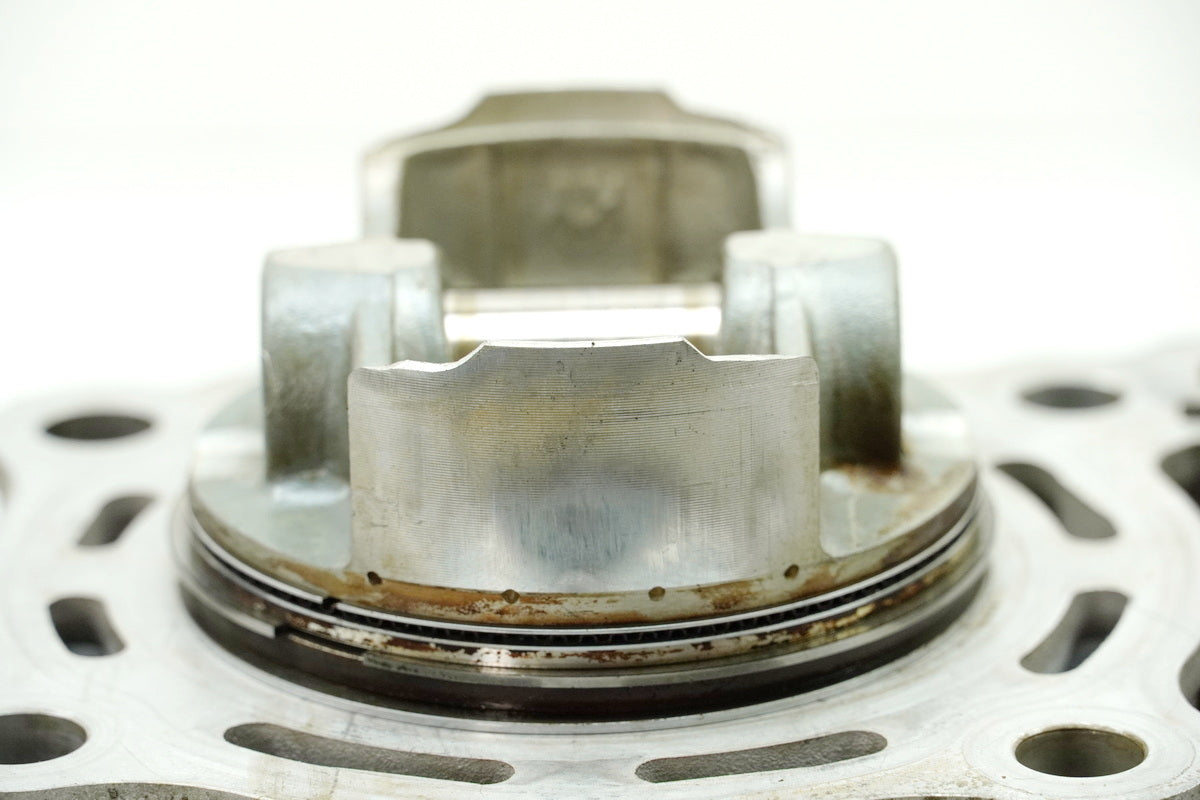 KYMCO PEOPLE GT 300 i V4 Cylinder + Piston (for engine cylinder head)
