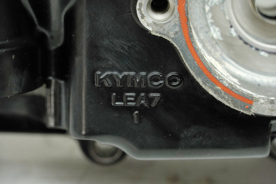 KYMCO PEOPLE GT 300i V4 Engine Cover Right Crankcase Cover Alternator Cover