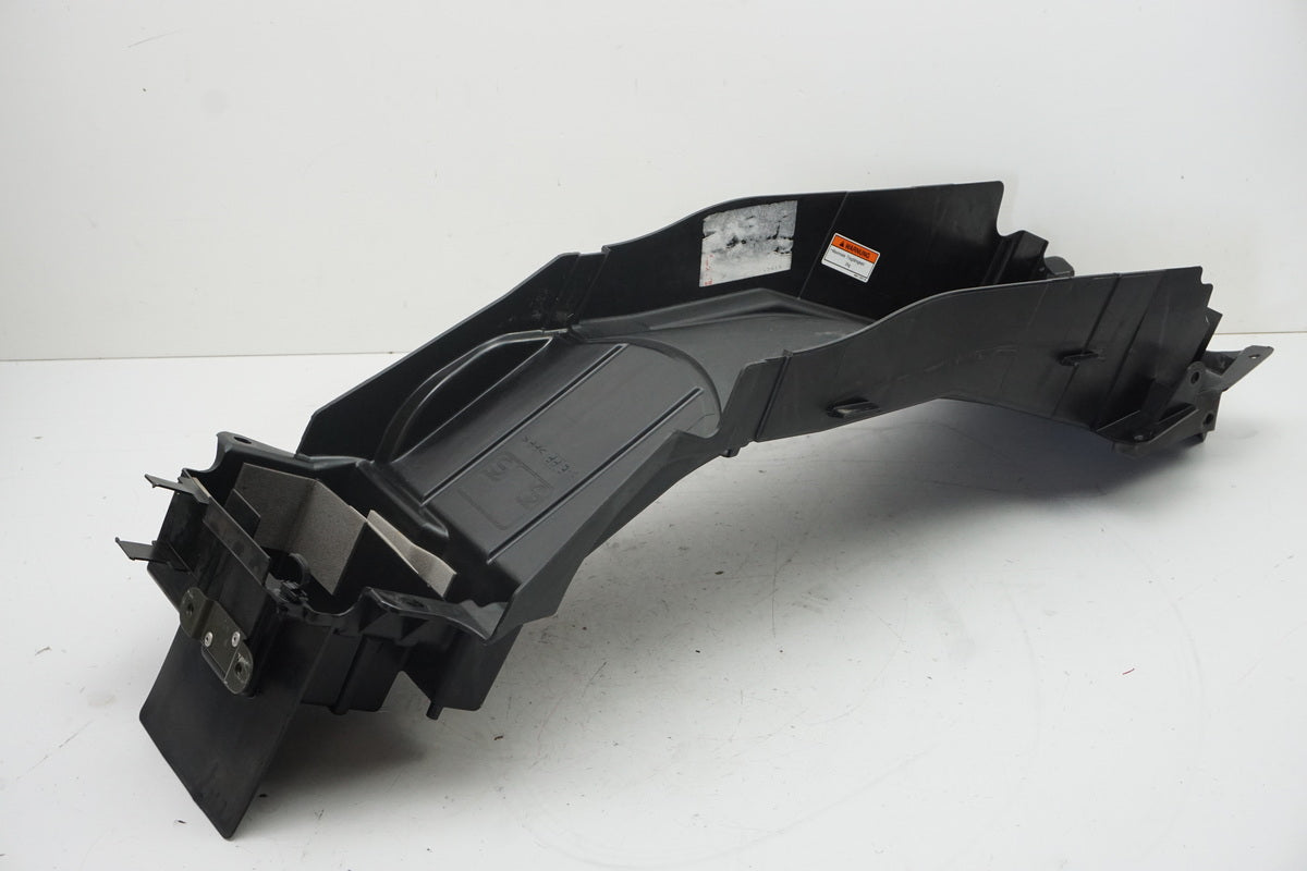 Suzuki GSX 1400 WVBN Kotflügel hinten Radlauf Fender Heckinnenverkleidung
