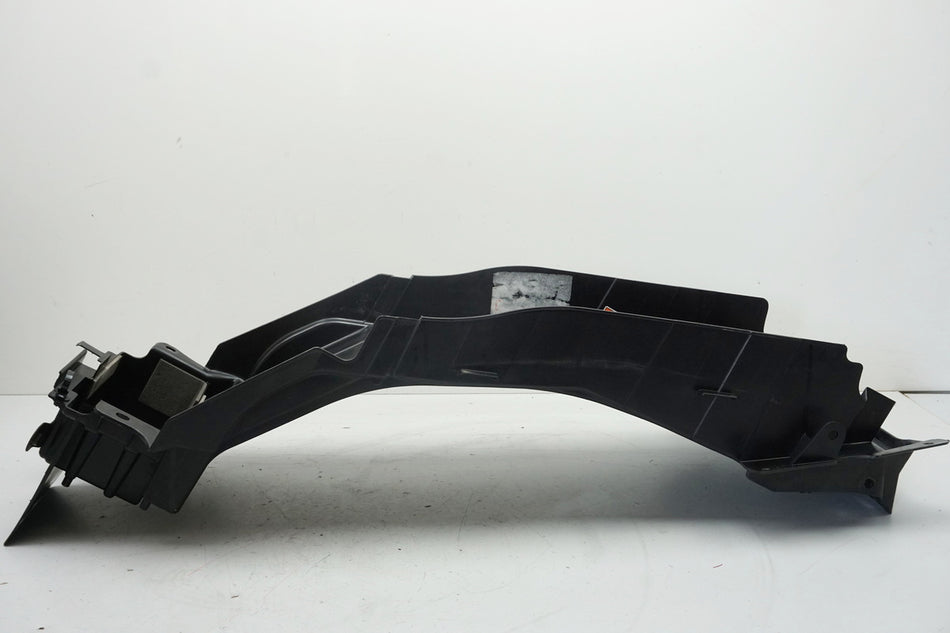 Guardabarros trasero Suzuki GSX 1400 WVBN, guardabarros interior, cubrecadenas trasero