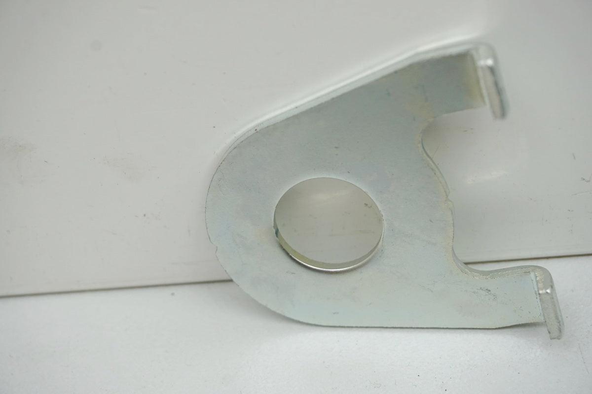 Suzuki Distanz Justierung Kettenspanner Felge hinten 64712-19C01-000 GS GSX  NEU