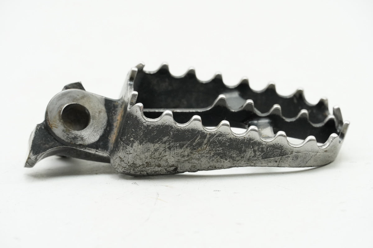 YAMAHA YZ 426 F 5BE Footpeg Rider left Footrest