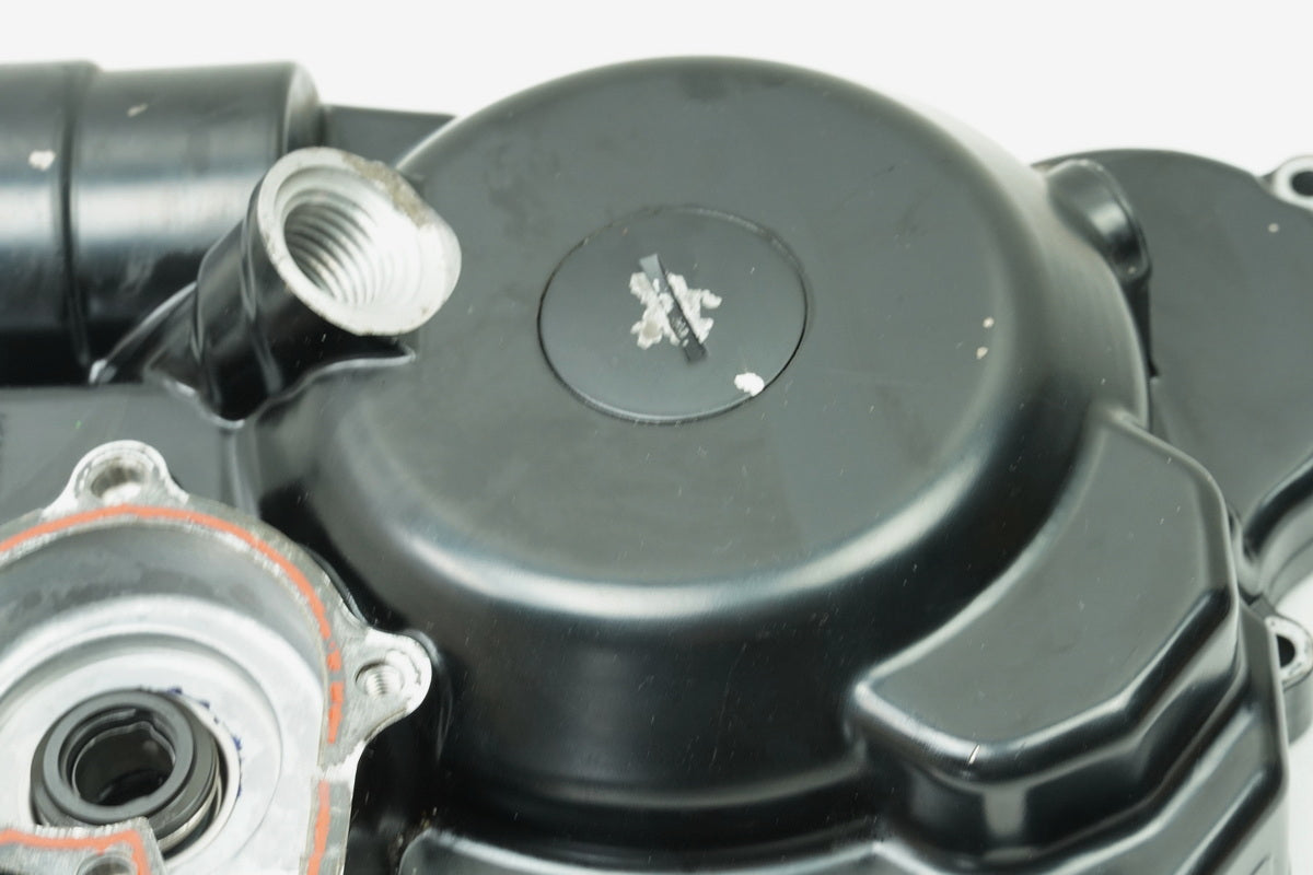 KYMCO DOWNTOWN 300 i ABS RFBV200 Tapa motor dcha. Tapa cárter tapa alternador