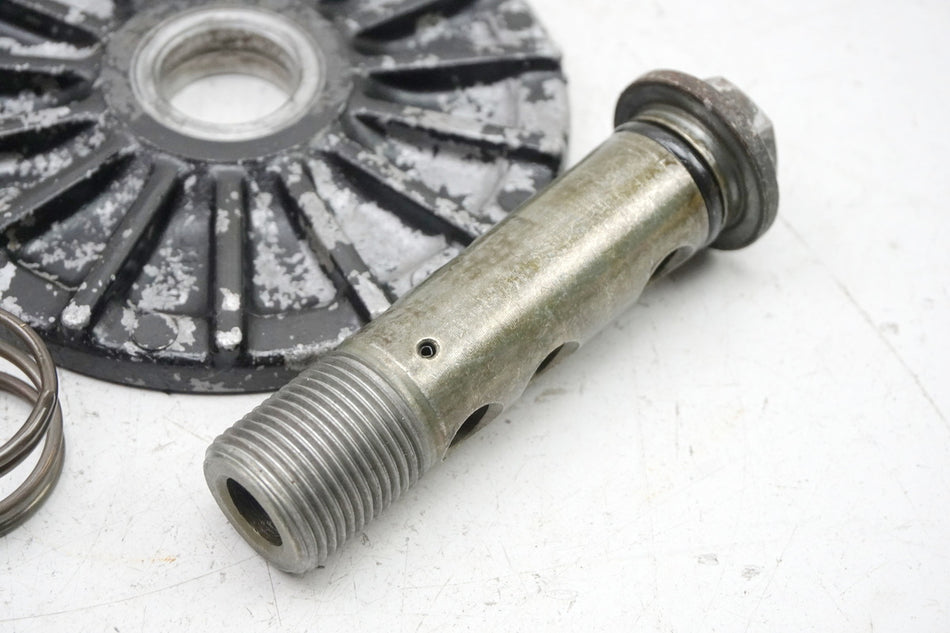 KAWASAKI EL 250 B ELIMINATOR Soporte filtro de aceite Soporte Tapa motor