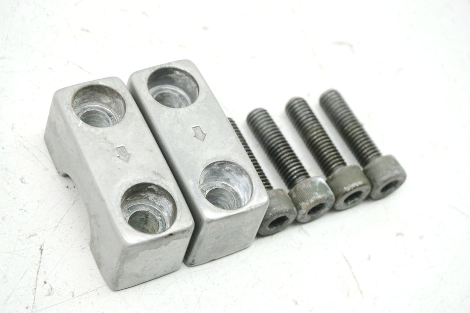 KAWASAKI EL 250 B ELIMINATOR Lenkerklemmung oben Halter Lenker Riser