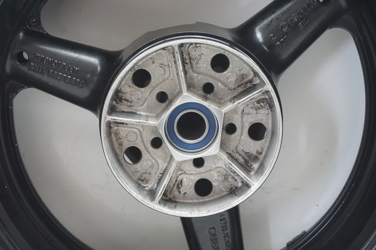 Suzuki GSX 1400 WVBN Felge hinten Hinterrad Wheel J 17 x MT 6.00