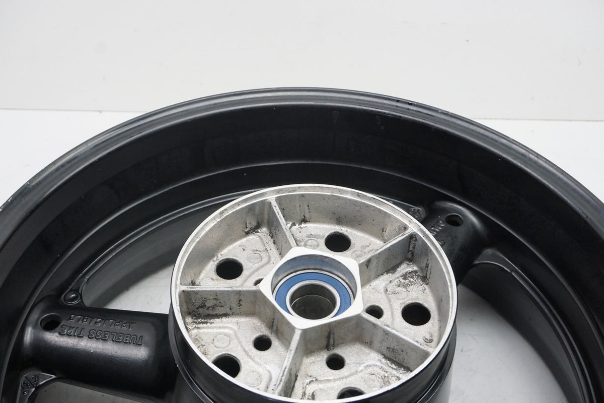 Suzuki GSX 1400 WVBN Felge hinten Hinterrad Wheel J 17 x MT 6.00