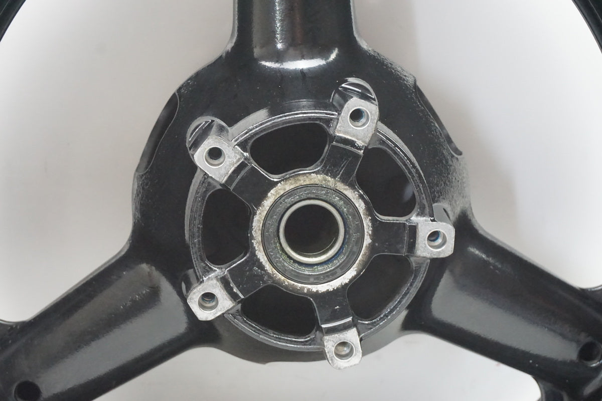 Suzuki GSX 1400 WVBN Felge hinten Hinterrad Wheel J 17 x MT 6.00