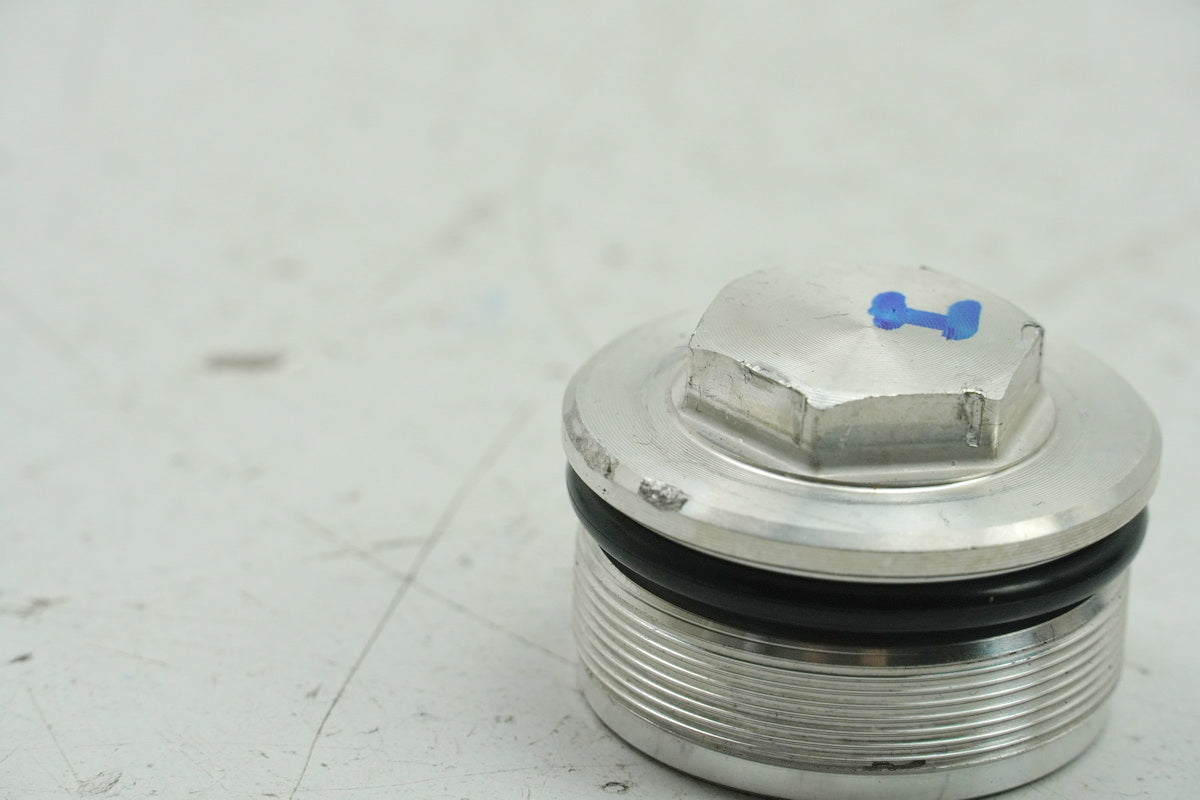 KAWASAKI Z 650 ER650HA2 Fork Closure Screw I Plug (for Fork Leg)