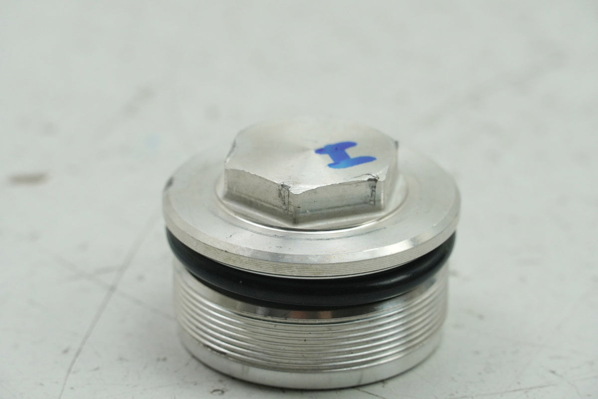KAWASAKI Z 650 ER650HA2 Fork Closure Screw I Plug (for Fork Leg)