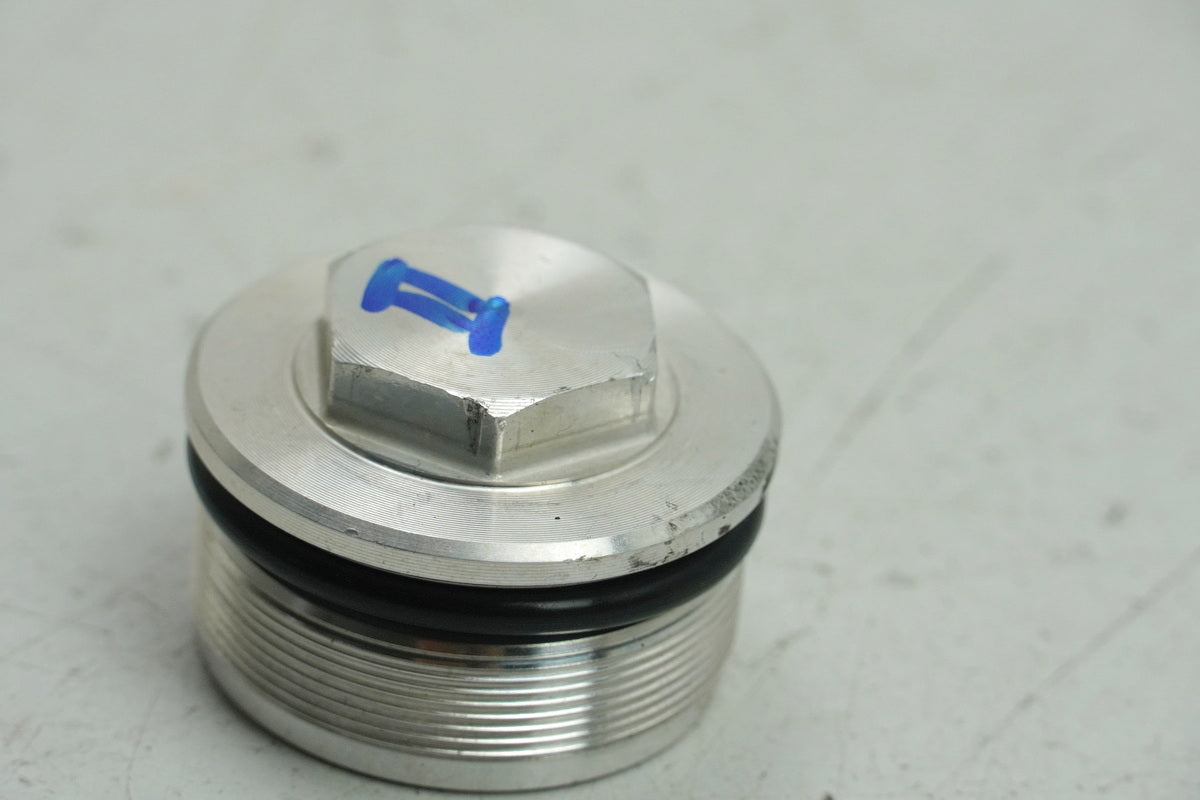 KAWASAKI Z 650 ER650HA2 Fork Top Cap II Plug (for Fork Leg)