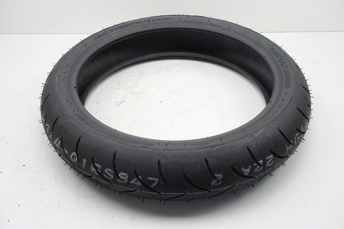 BRIDGESTONE BATTLAX BT016 F HYPERSPORT 120/70 - ZR 17 (58W) Neumático delantero