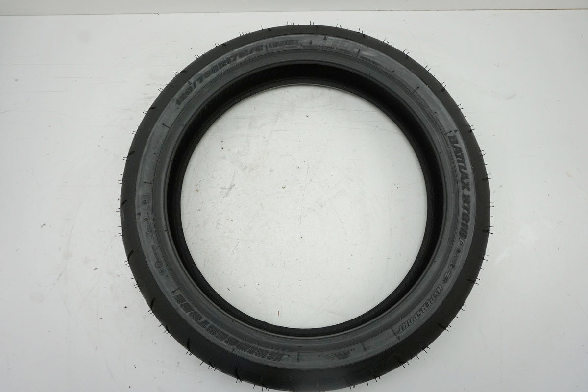 BRIDGESTONE BATTLAX BT016 F HYPERSPORT 120/70 - ZR 17 (58W) Neumático delantero