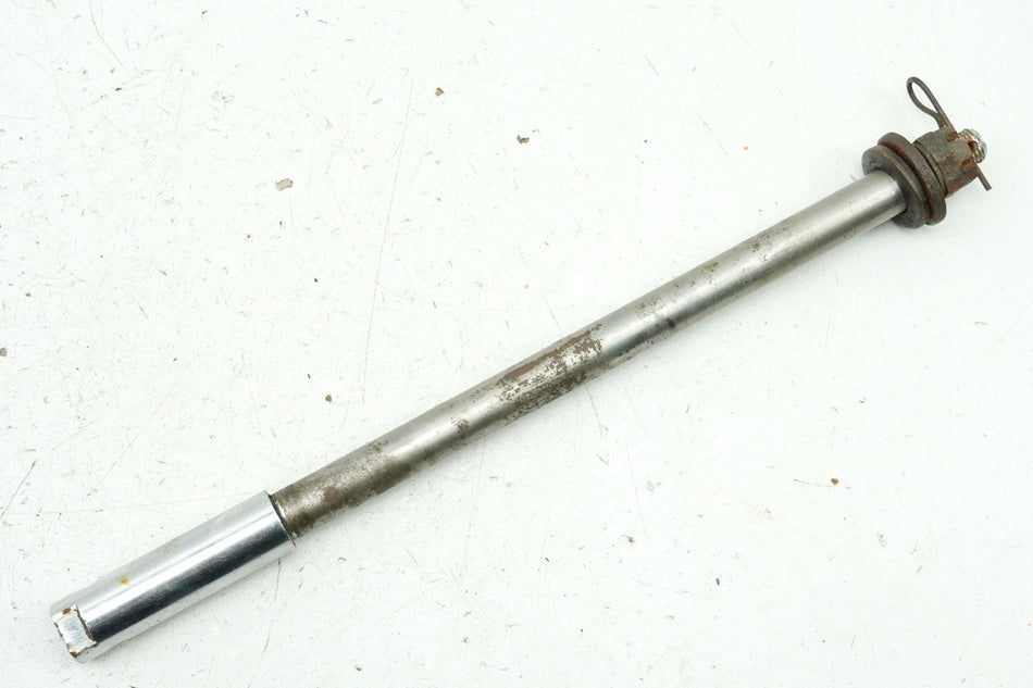 YAMAHA XV 750 4PW VIRAGO Rear Axle (for rear wheel rim)