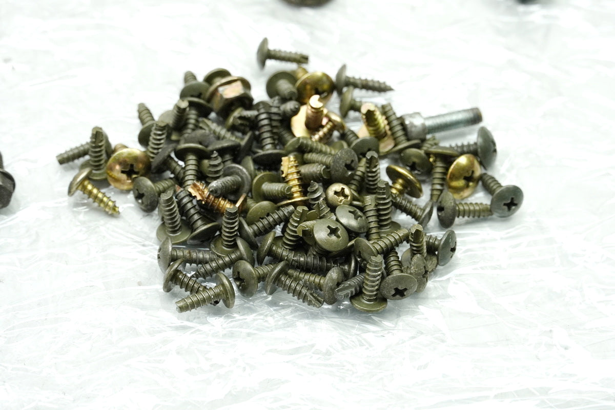 KYMCO PEOPLE GT 300i V4 Screws & Small Parts (for Frame Fairing Chassis