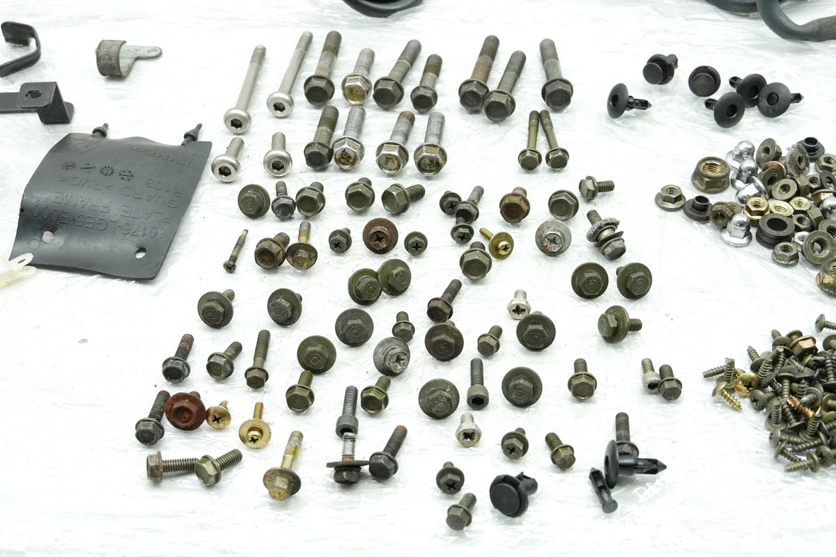 KYMCO PEOPLE GT 300i V4 Screws & Small Parts (for Frame Fairing Chassis