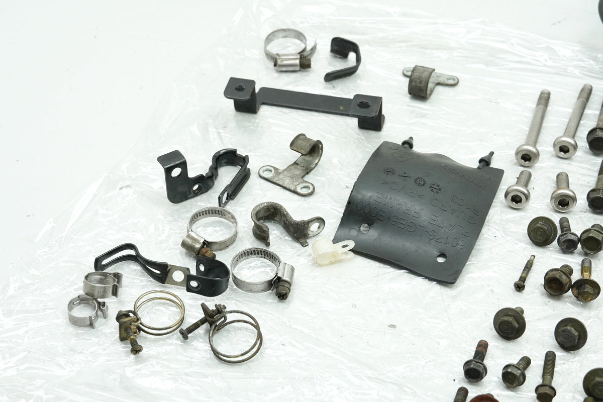 KYMCO PEOPLE GT 300i V4 Screws & Small Parts (for Frame Fairing Chassis