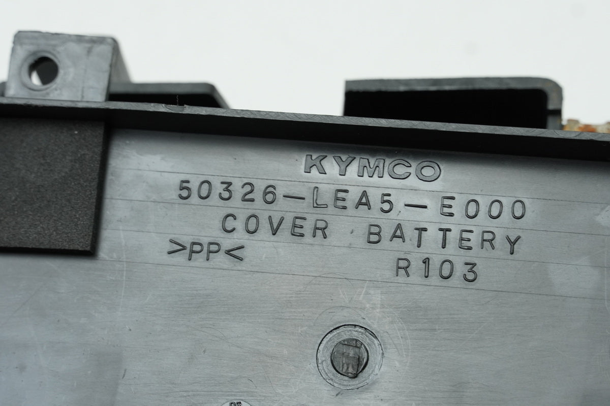 KYMCO DOWNTOWN 300 i ABS RFBV200 Batteriekasten Batteriefach Halter Batterie