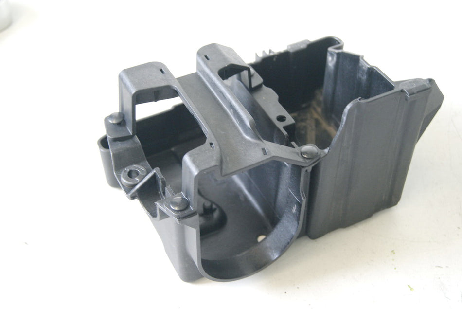 BMW F 650 CS K14 SCARVER Caja de batería Soporte Batería Compartimento de batería