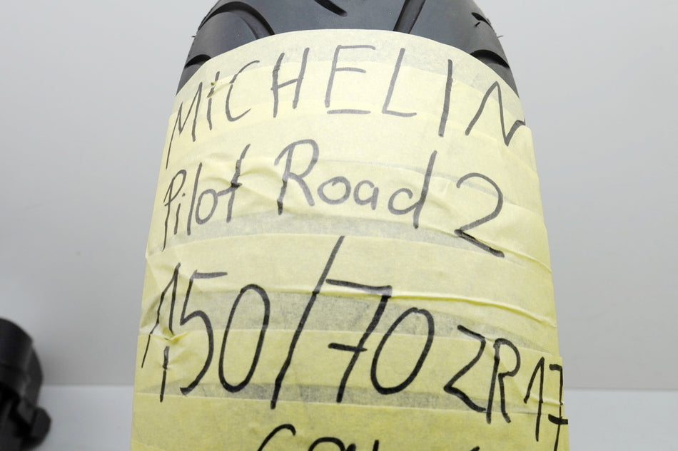 Michelin Pilot Road 2 150/ 70 ZR 17 M/C 69W Reifen hinten