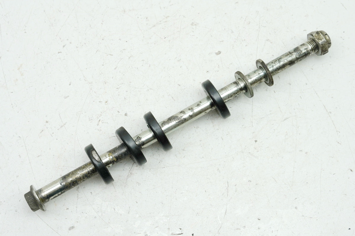 HONDA CB 450 N PC14 Swingarm Axle