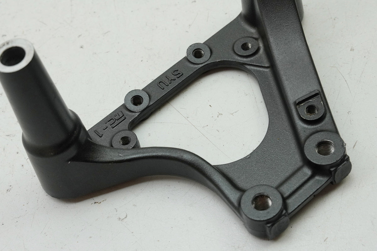 YAMAHA MT01 RP12 RP18 Bracket Engine Holding Plate Engine Mount Strut Support