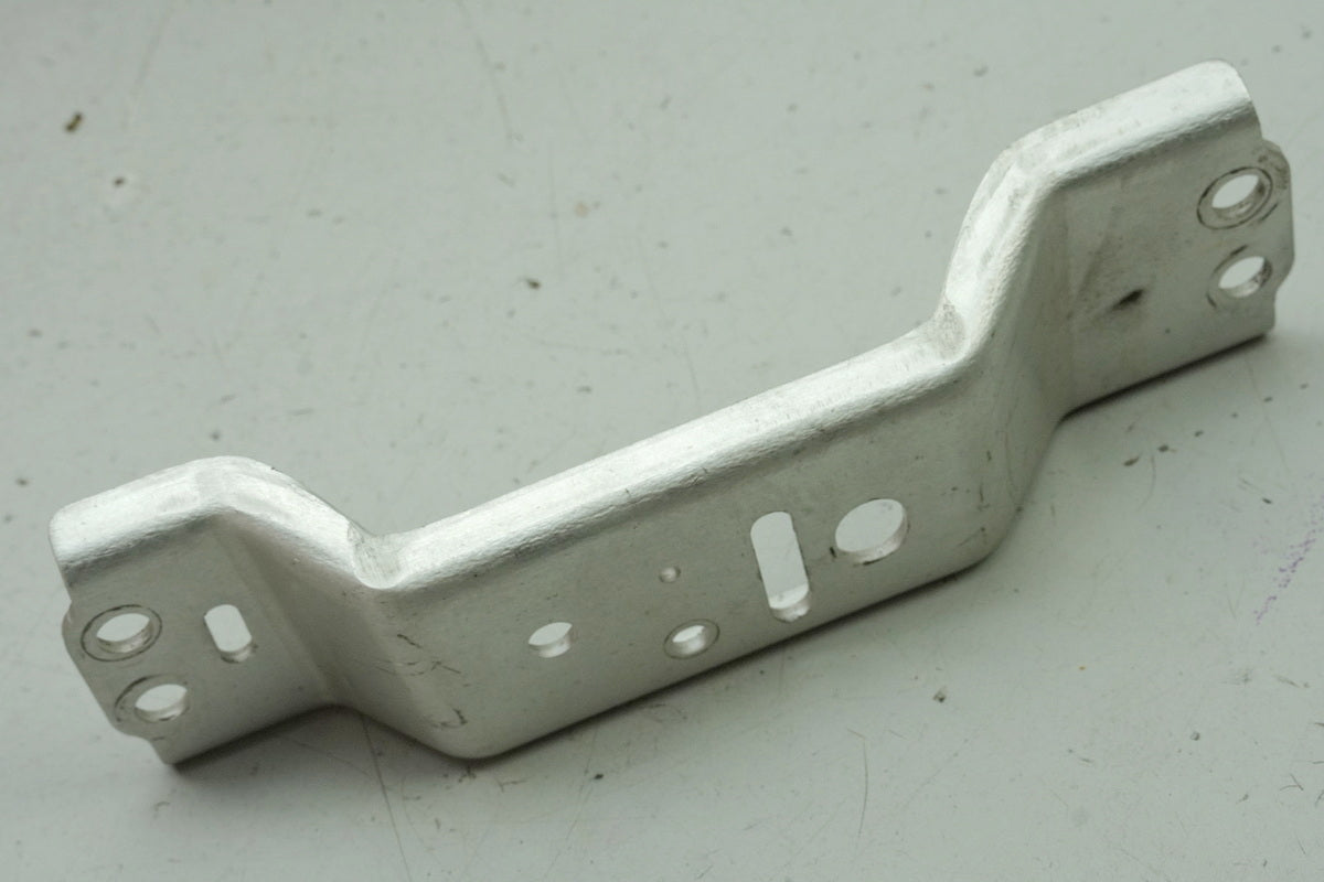 HONDA CBR 600 RR PC37 Bracket central cross plate pillion seat on rear frame