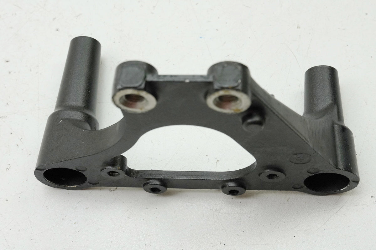 YAMAHA MT01 RP12 RP18 Bracket Engine Holding Plate Engine Mount Strut Support
