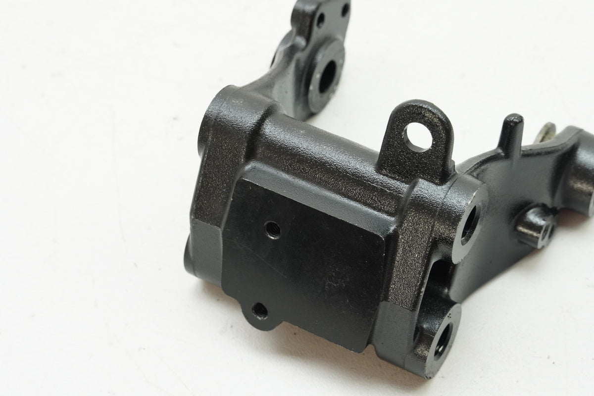 YAMAHA MT01 RP12 RP18 Mount Engine Support Plate Engine Mount Support 3 Strut