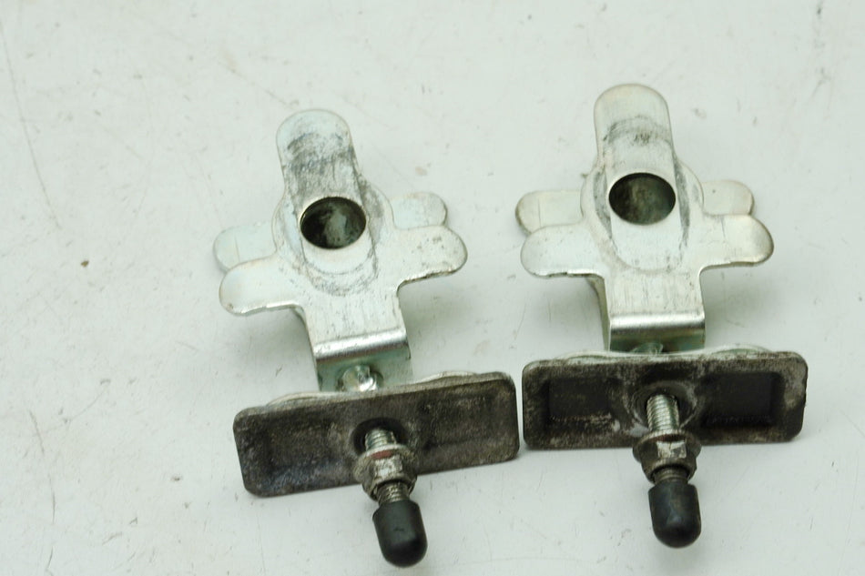 SUZUKI GSX 600 F AJ KETTENSPANNER für SCHWINGE - PAAR
