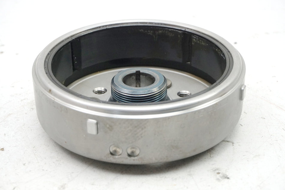 KAWASAKI EL 250 B ELIMINATOR Lima Rotor Polrad Lichtmaschine