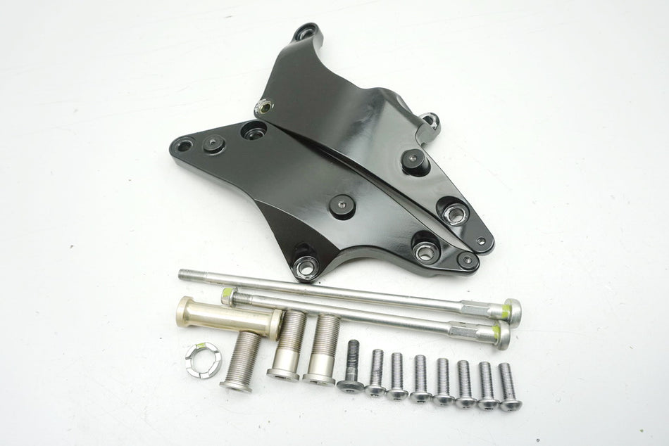 KAWASAKI ZX-10R ZXT00D HALTERUNG MOTOR ACHSE HALTER SCHRAUBEN MOTORHALTER 06-07