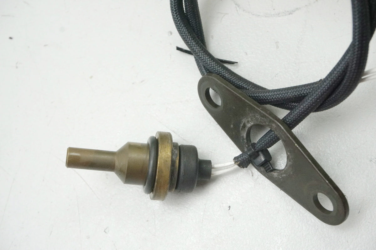 Suzuki GSX 1400 WVBN Öltemperatursensor Sensor Öltemperatur Fühler