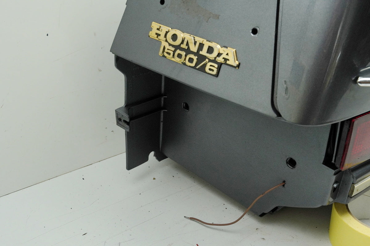 HONDA GL 1500 SC22 GOLDWING Case Right Pannier Lid Cover